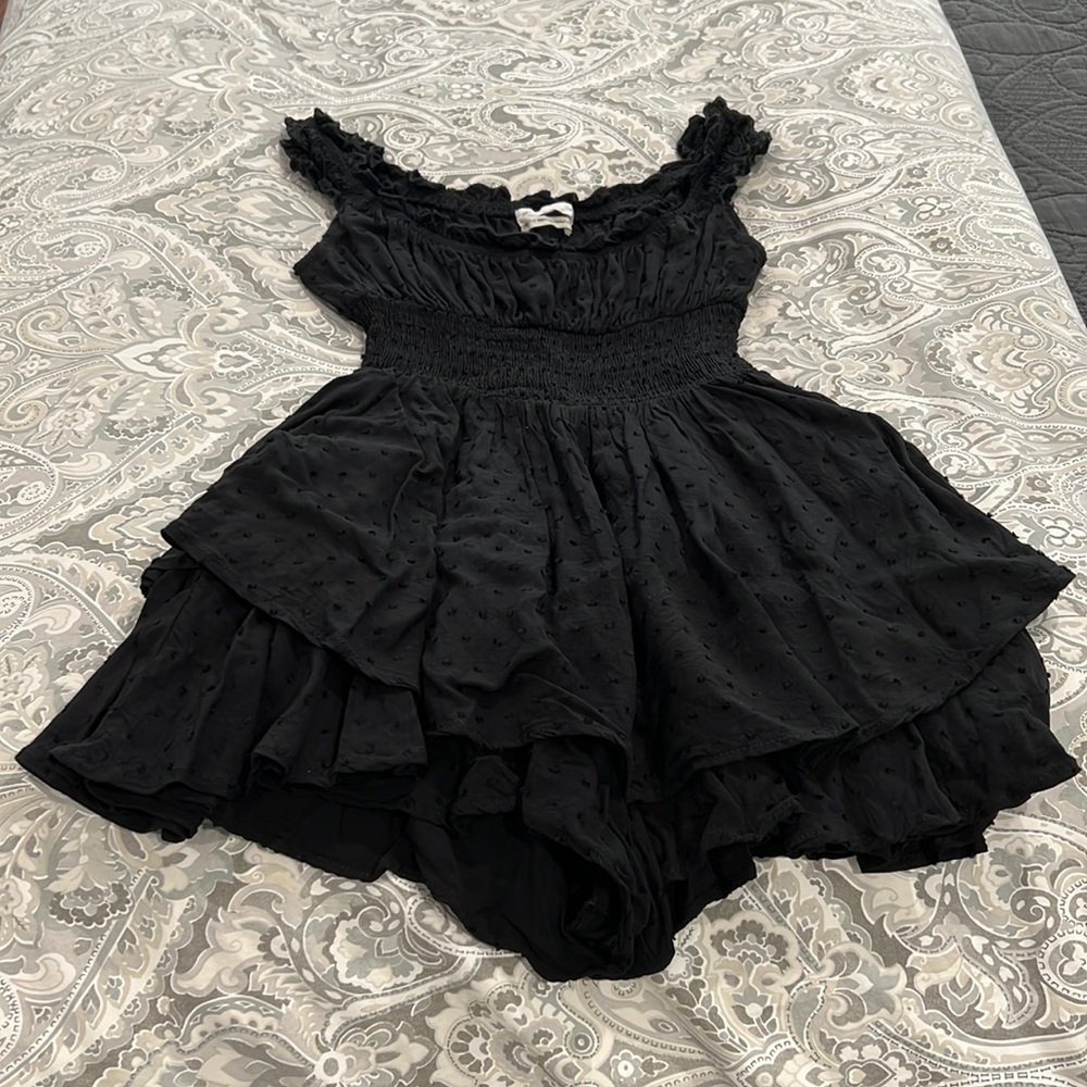 Black Urban Outfitters romper size XXS. EUC only wore once